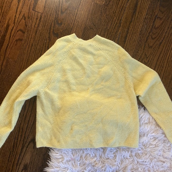 ASOS yellow sweater - Picture 3 of 3